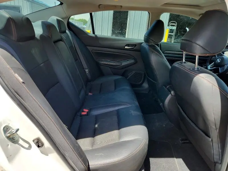 2019 NISSAN ALTIMA SR  