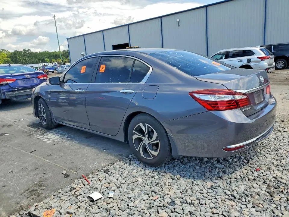 2017 HONDA ACCORD LX  