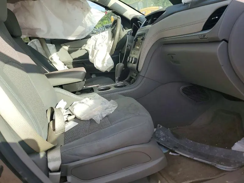 2017 CHEVROLET TRAVERSE LS  