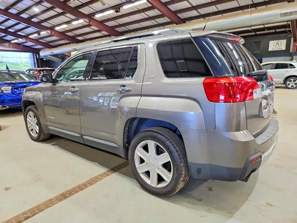 2010 GMC TERRAIN SLT  