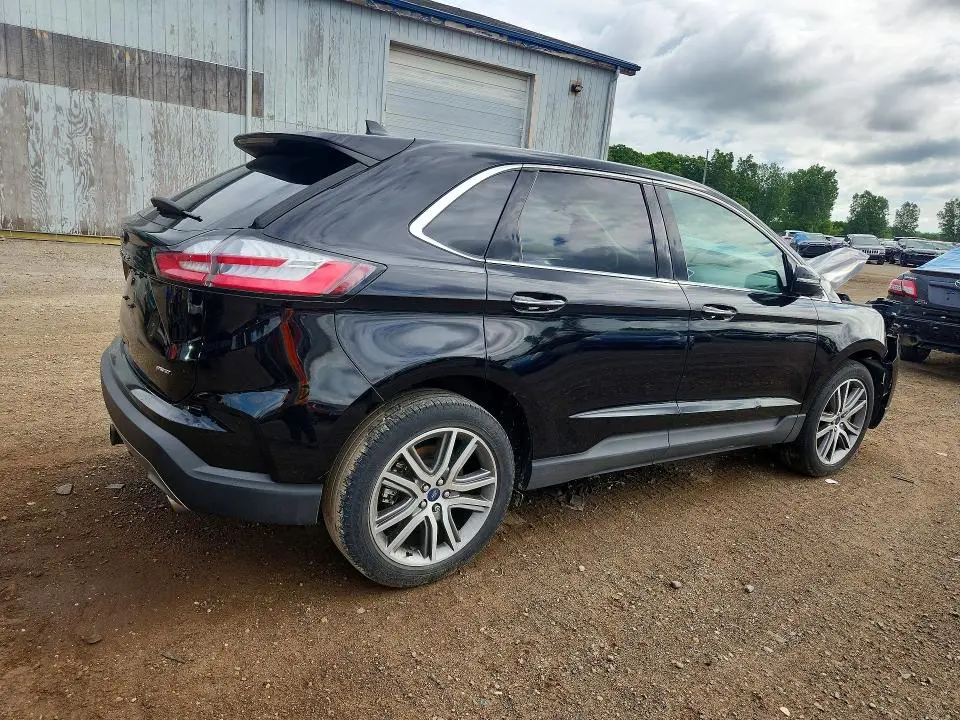 2022 FORD EDGE TITANIUM  