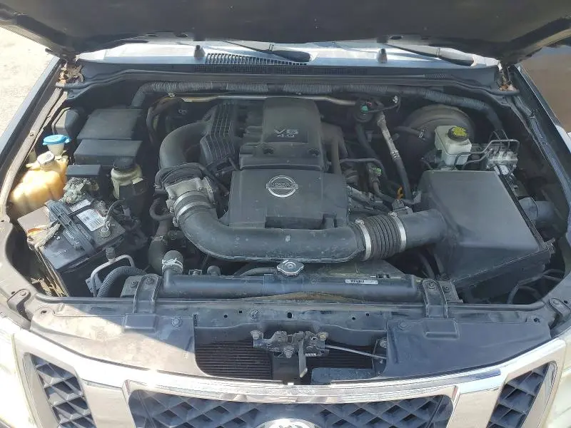 2011 NISSAN PATHFINDER S  