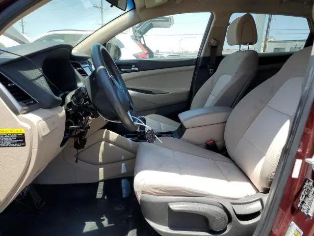 2018 HYUNDAI TUCSON SE  