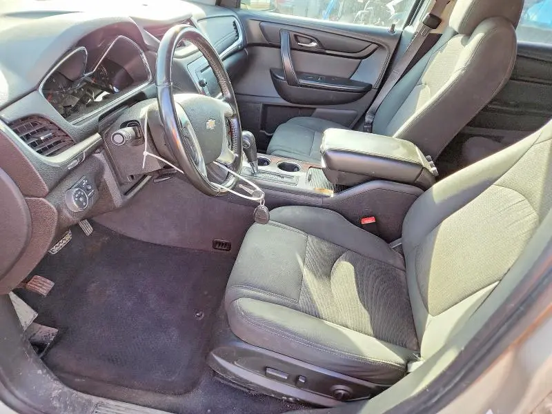 2013 CHEVROLET TRAVERSE LT  