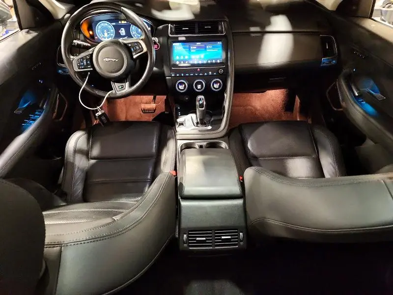 2019 JAGUAR E-PACE SE  