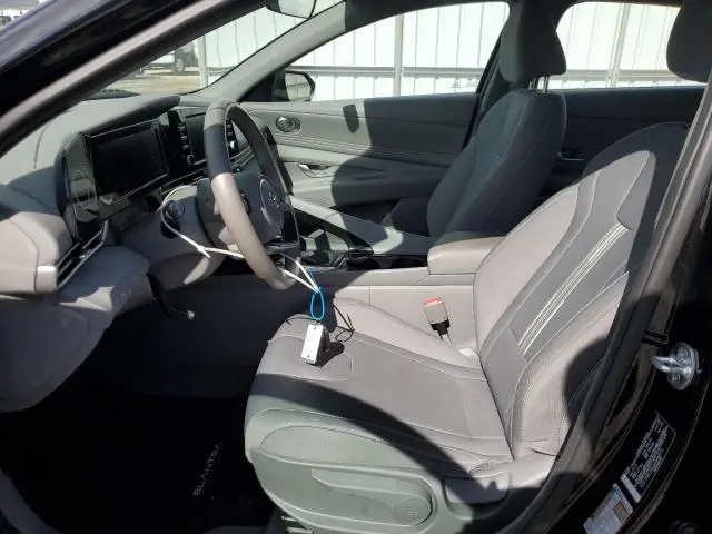 2022 HYUNDAI ELANTRA SEL