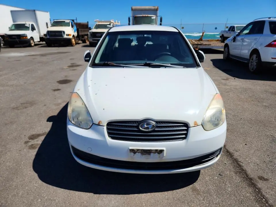 2010 HYUNDAI ACCENT GLS  