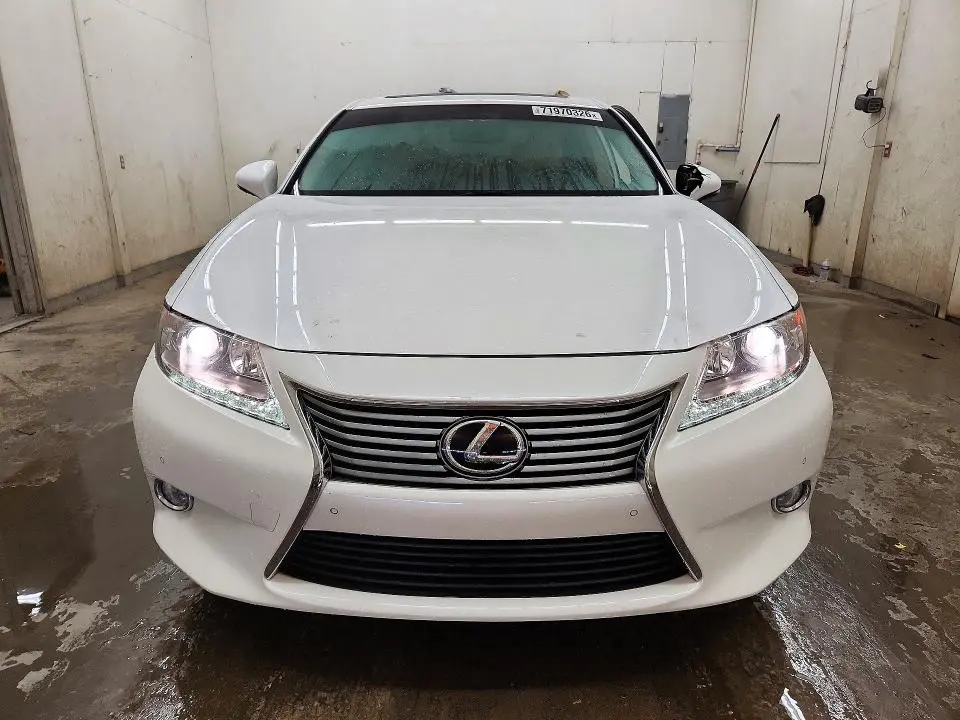 2015 LEXUS ES 350  