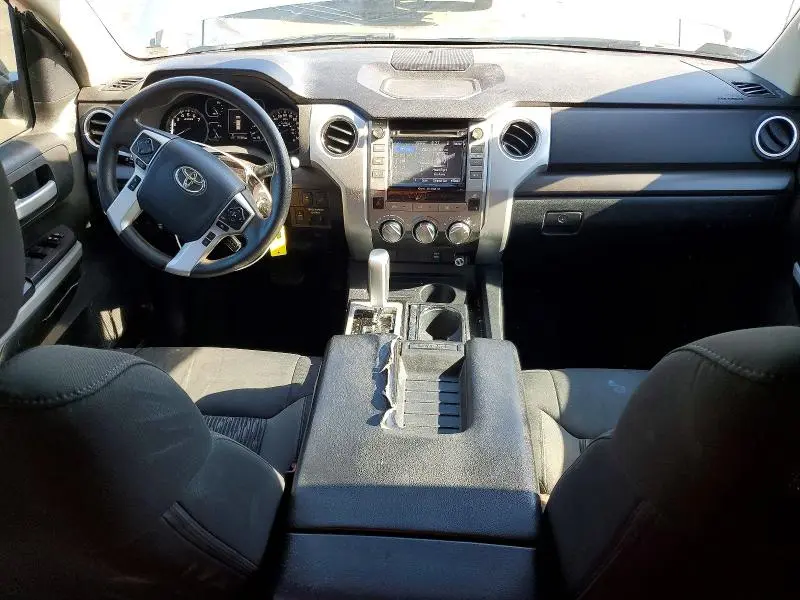 2019 TOYOTA TUNDRA CREWMAX SR5  