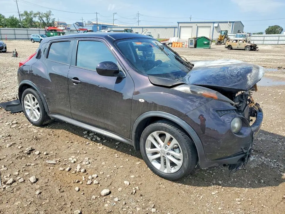 2014 NISSAN JUKE SV  