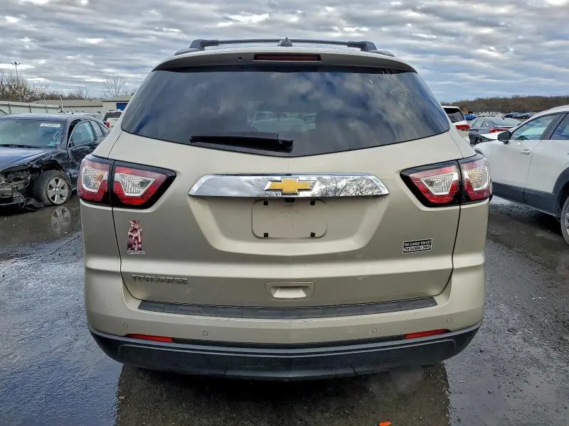 2017 CHEVROLET TRAVERSE LT  