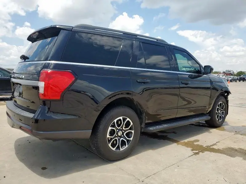 2023 FORD EXPEDITION XLT  