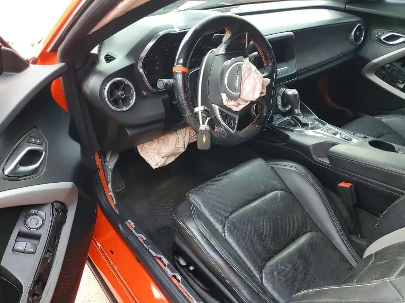 2019 CHEVROLET CAMARO LT  