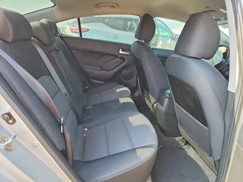 2018 KIA FORTE LX  