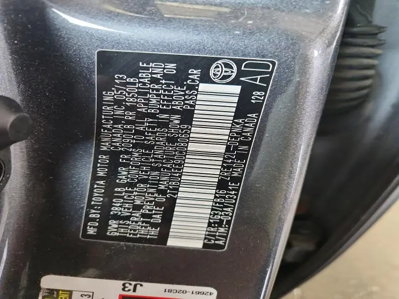 2013 TOYOTA COROLLA LE  