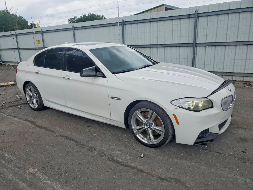 2013 BMW 550 XI  