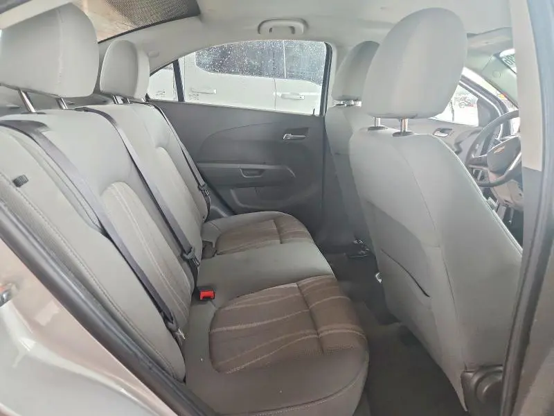 2015 CHEVROLET SONIC LT  