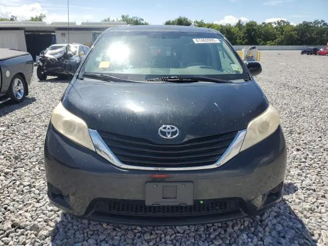 2011 TOYOTA SIENNA LE  