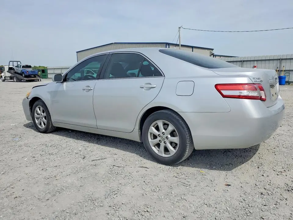 2011 TOYOTA CAMRY LE  