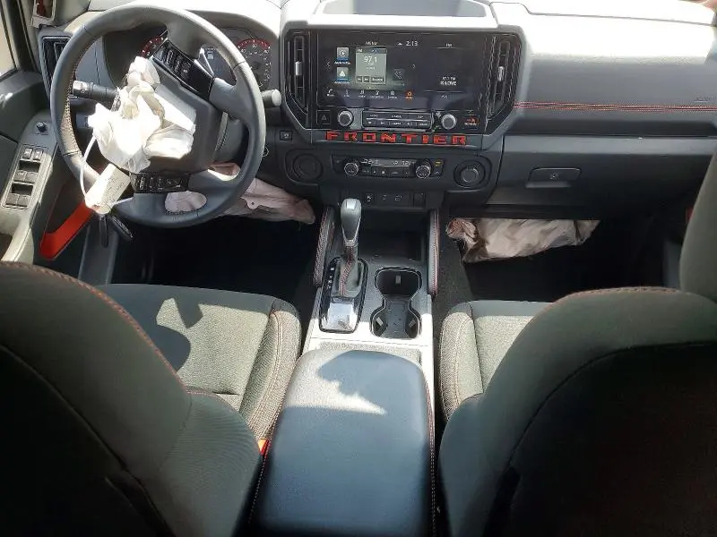 2025 NISSAN FRONTIER PRO-X  