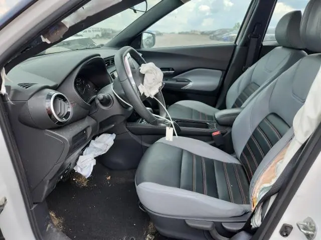 2023 NISSAN KICKS SR  