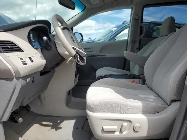 2011 TOYOTA SIENNA LE  
