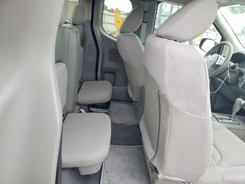 2019 NISSAN FRONTIER S  