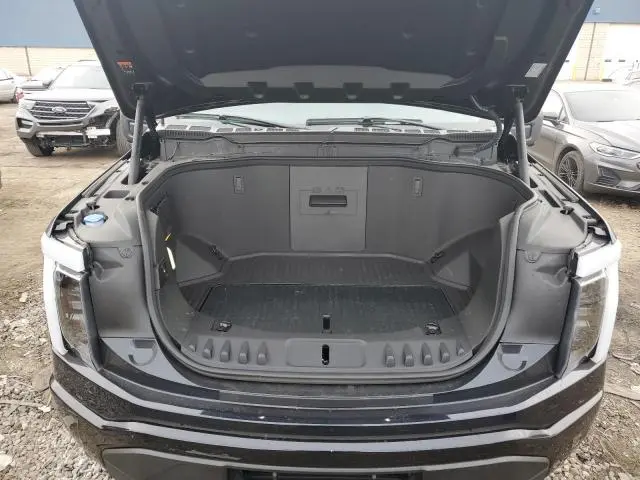 2024 FORD F150 LIGHTNING XLT  