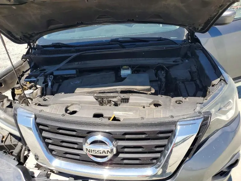 2018 NISSAN PATHFINDER SV  