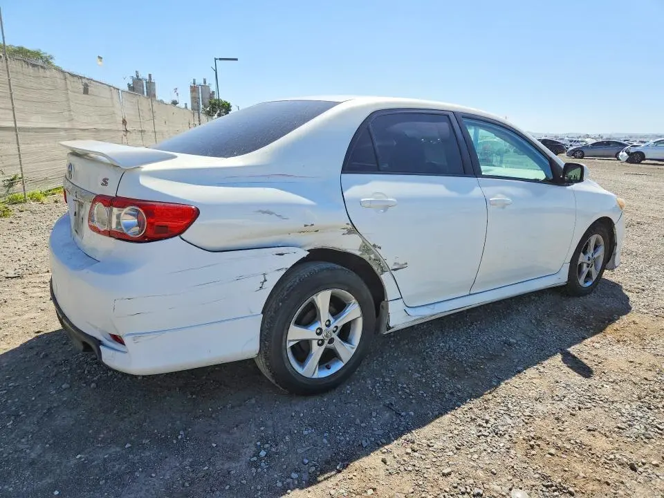 2013 TOYOTA COROLLA S  