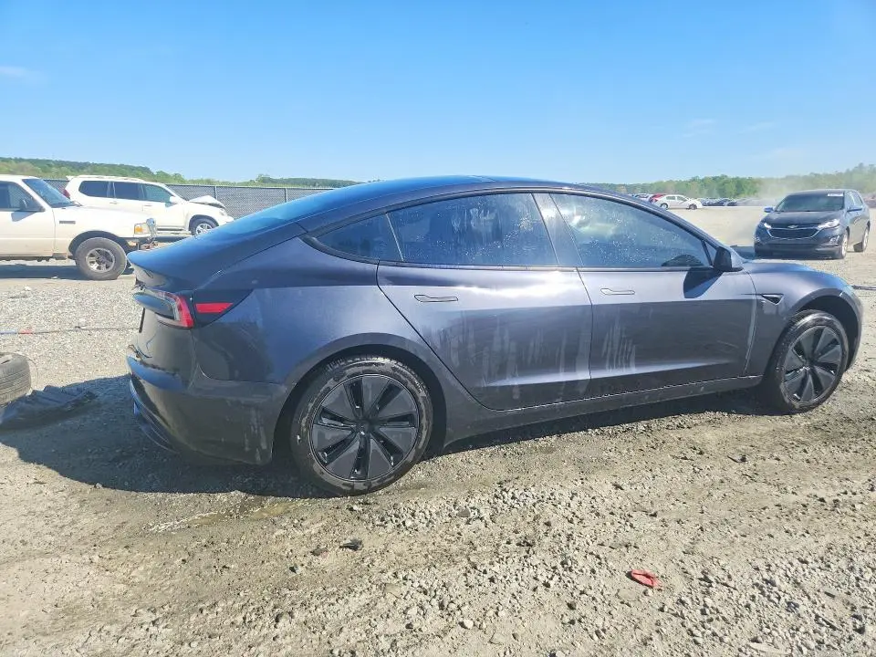 2025 TESLA MODEL 3   