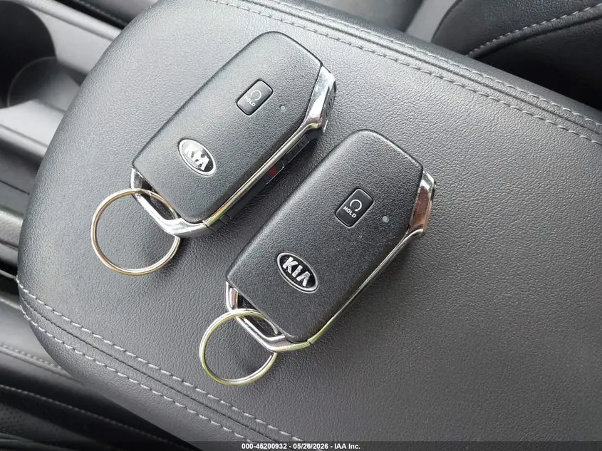 2021 KIA SELTOS EX