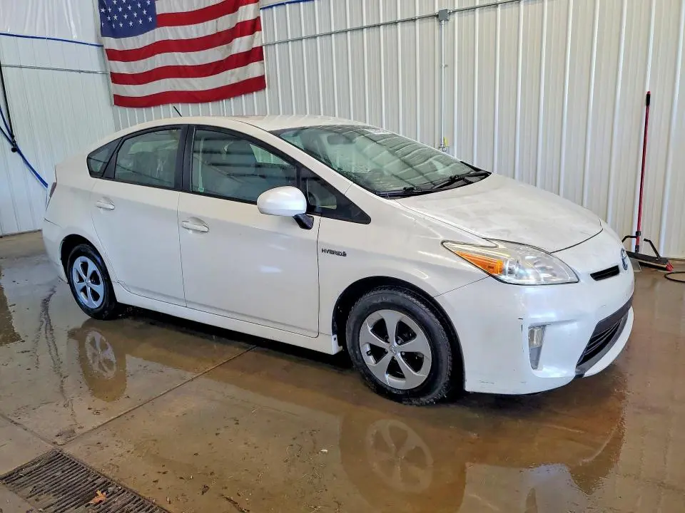 2012 TOYOTA PRIUS TWO  