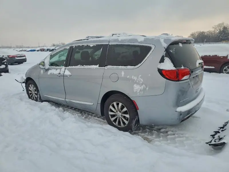 2017 CHRYSLER PACIFICA TOURING L  