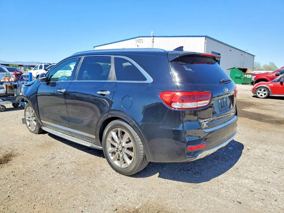 2016 KIA SORENTOSXL   