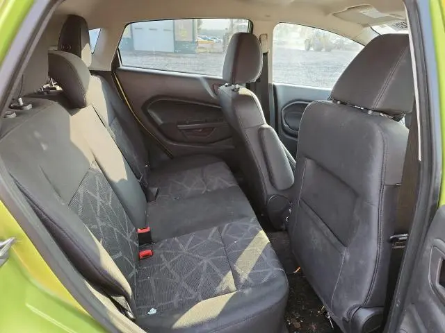 2013 FORD FIESTA SE  