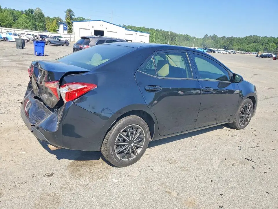 2017 TOYOTA COROLLA LE  