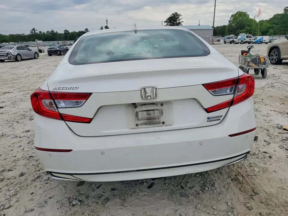 2020 HONDA ACCORD TOURING HYBRID  