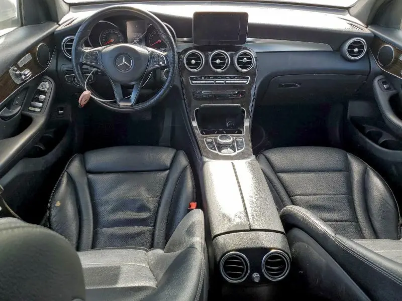 2017 MERCEDES-BENZ GLC 300  