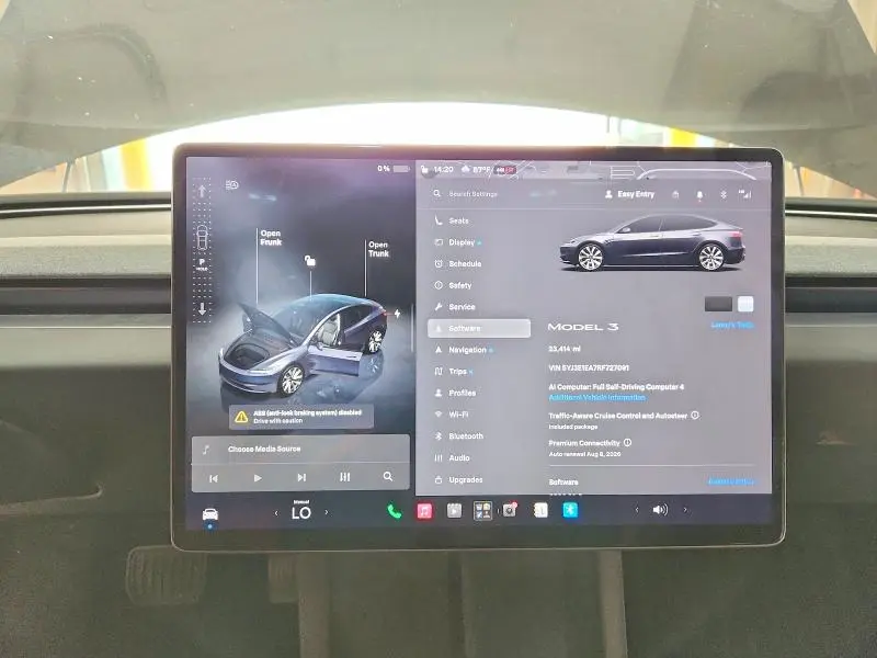 2024 TESLA MODEL 3   