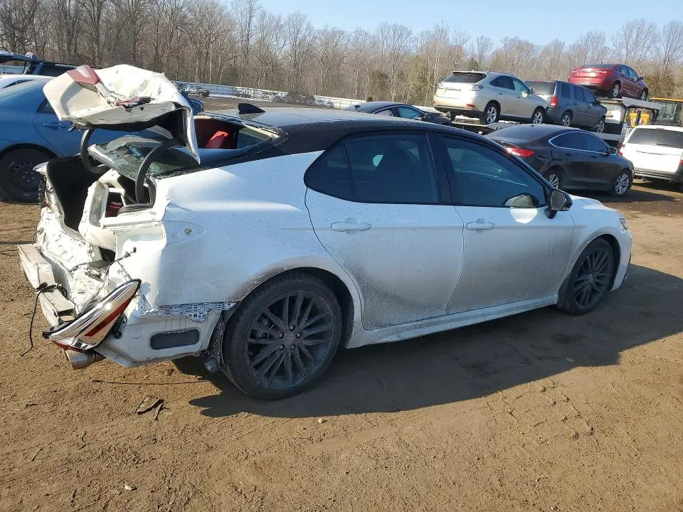 2021 TOYOTA CAMRY XSE  