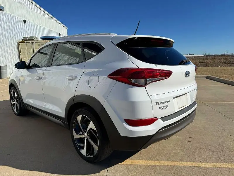 2016 HYUNDAI TUCSON SPORT  