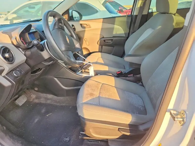 2016 CHEVROLET SONIC LS  