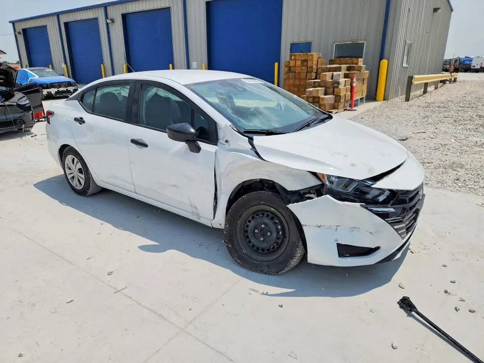 2024 NISSAN VERSA S  