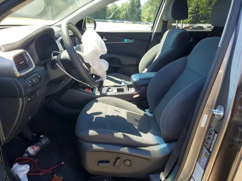 2019 KIA SORENTO LX V6  
