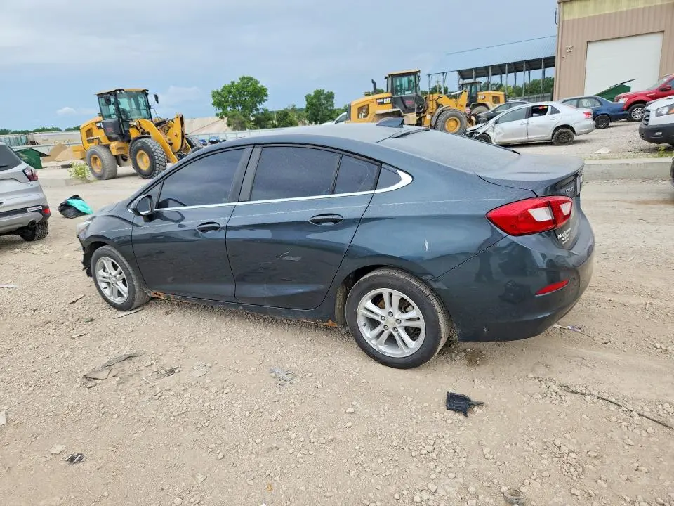 2017 CHEVROLET CRUZE LT  