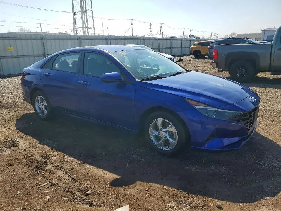 2021 HYUNDAI ELANTRA SE  