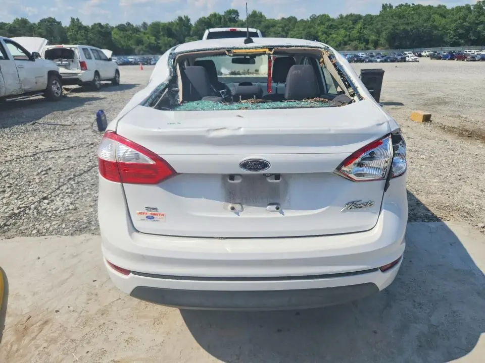 2019 FORD FIESTA SE  