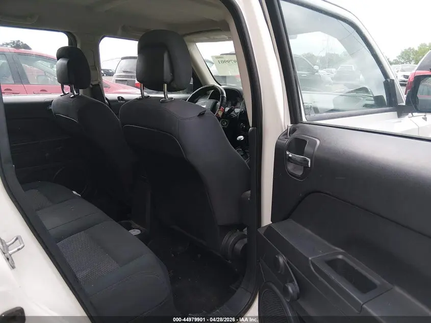 2010 JEEP PATRIOT SPORT
