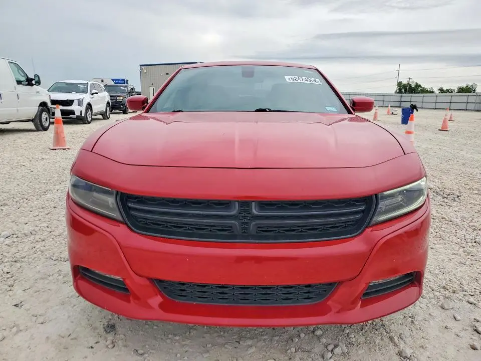 2016 DODGE CHARGER SXT  